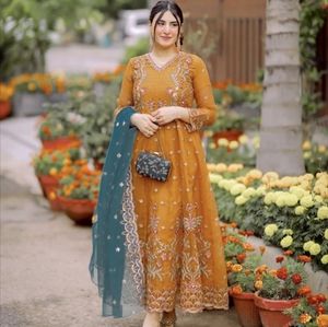 Pakistani Burnt Orange Mehndi Dress - Medium